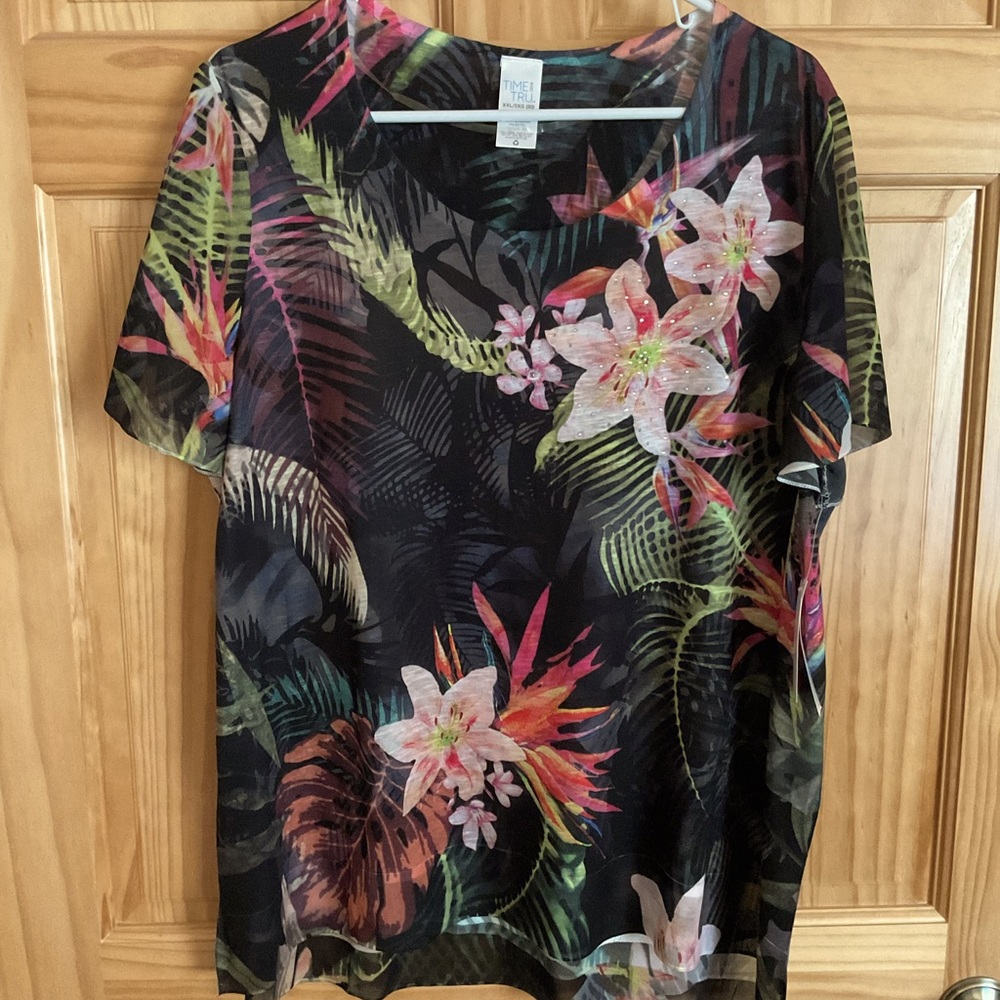 Time & Tru Woman’s 2X blouse